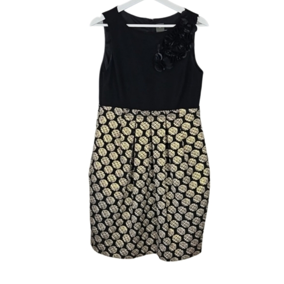 Taylor Dresses & Skirts - Gold Textured Glam Party Holiday Dress in Black, Size Women's 8